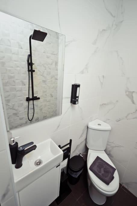 Agia 2 - Cozy One Room Apartment 소피아 외부 사진
